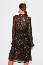 Load image into Gallery viewer, Black Flywheel Detail Dress
